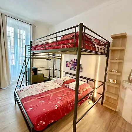 Amiral Courbet * 胡安莱潘