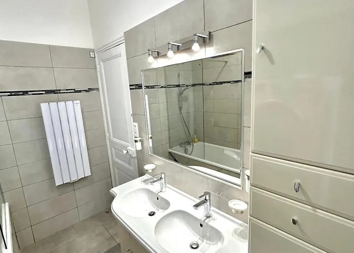 Daire Amiral Courbet *