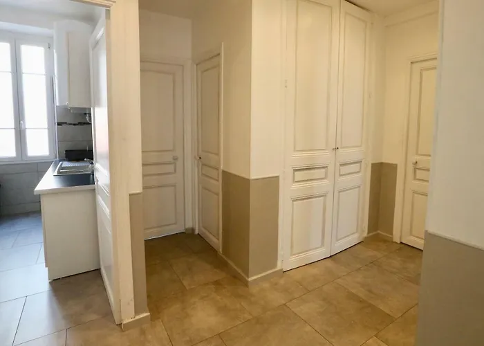 Daire Amiral Courbet Juan-les-Pins