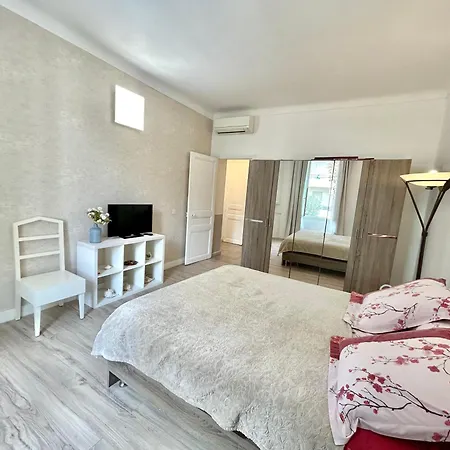 Amiral Courbet Apartmán